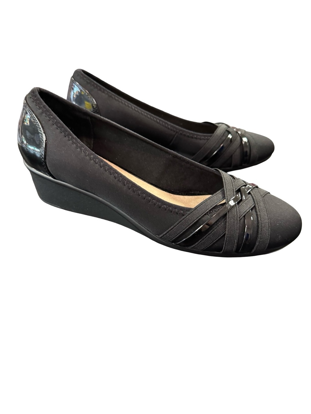 1503 / Cliffs By White Mountain Black Wedge Shoes Size 10M